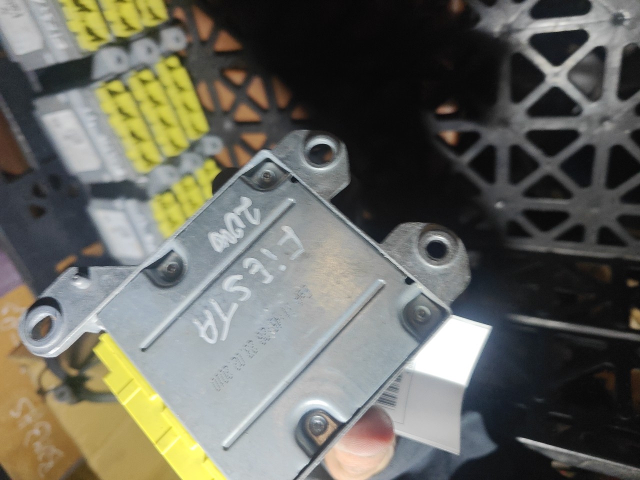 Airbag Module FORD FIESTA VI (CB1, CCN) | 08 -  Imagem-2 Airbag Module FORD FIESTA VI (CB1, CCN) | 08 -  Imagem-2