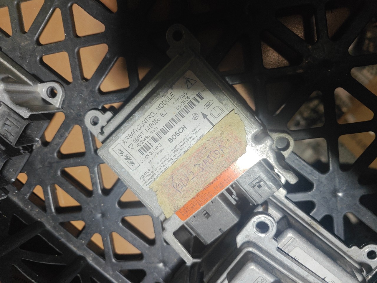 Airbag Module FORD FIESTA VI (CB1, CCN) | 08 -  Imagem-0 Airbag Module FORD FIESTA VI (CB1, CCN) | 08 -  Imagem-0