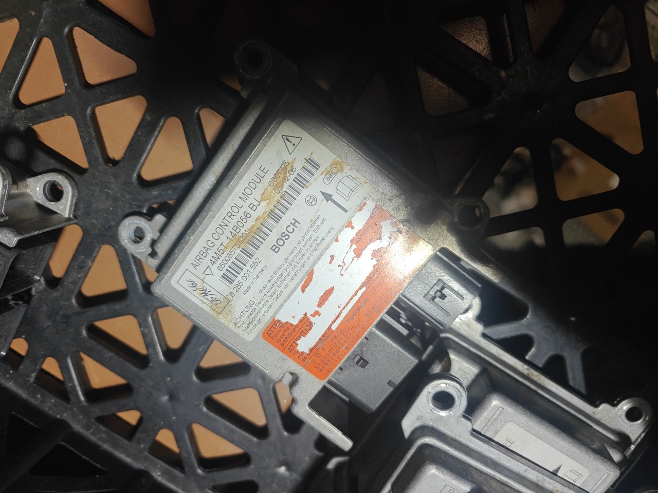 Airbag Module FORD FIESTA VI (CB1, CCN) | 08 -  Imagem-0 Airbag Module FORD FIESTA VI (CB1, CCN) | 08 -  Imagem-0