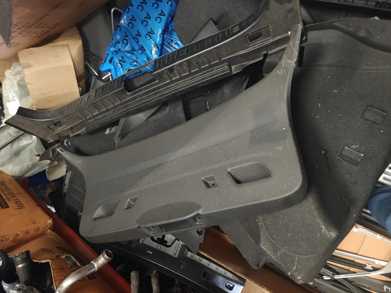 Farda / Quartela da Mala BMW 1 (F20) | 11 - 19
