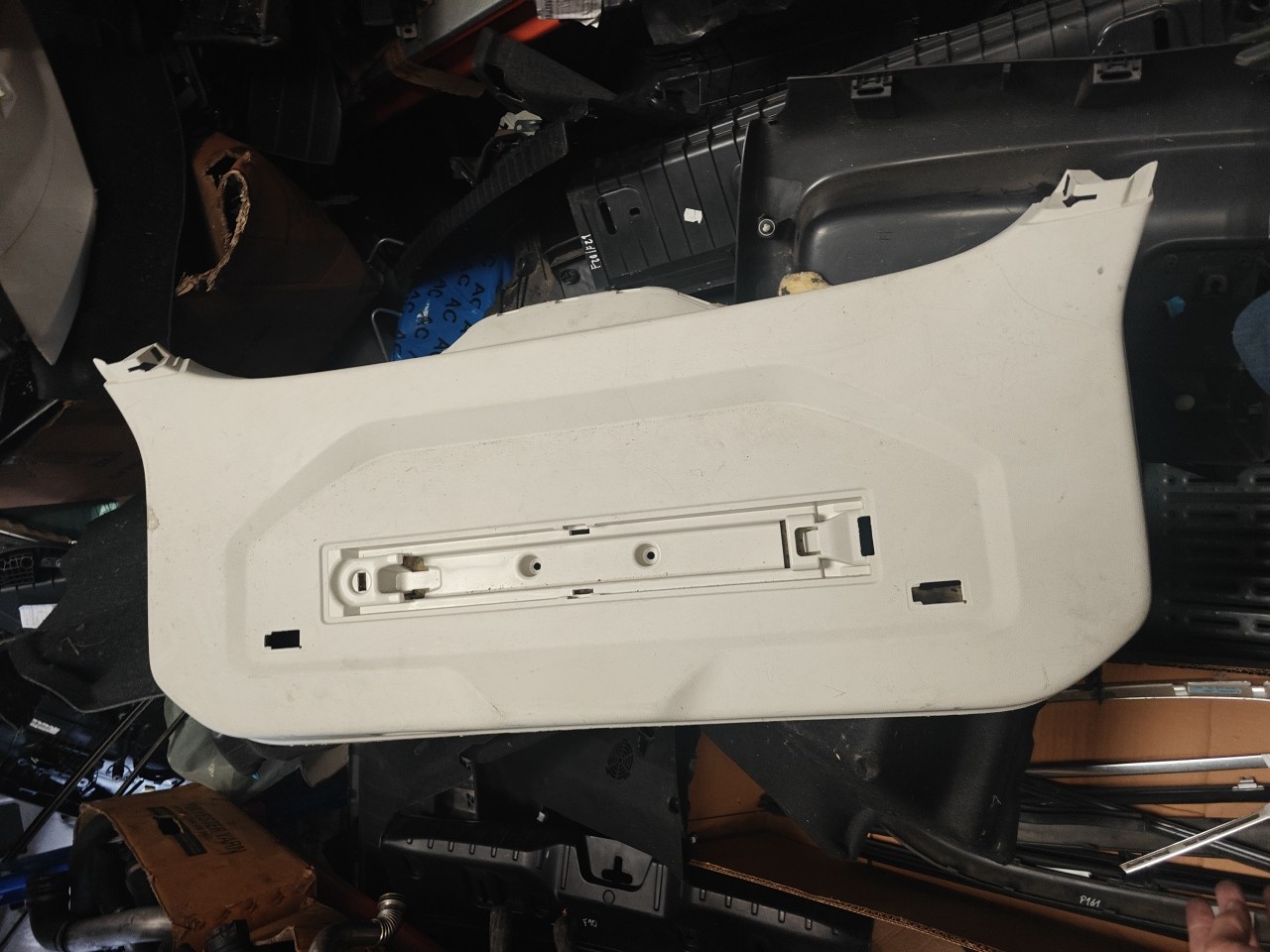 Farda / Quartela da Mala BMW 3 Touring (G21) | 19 - 