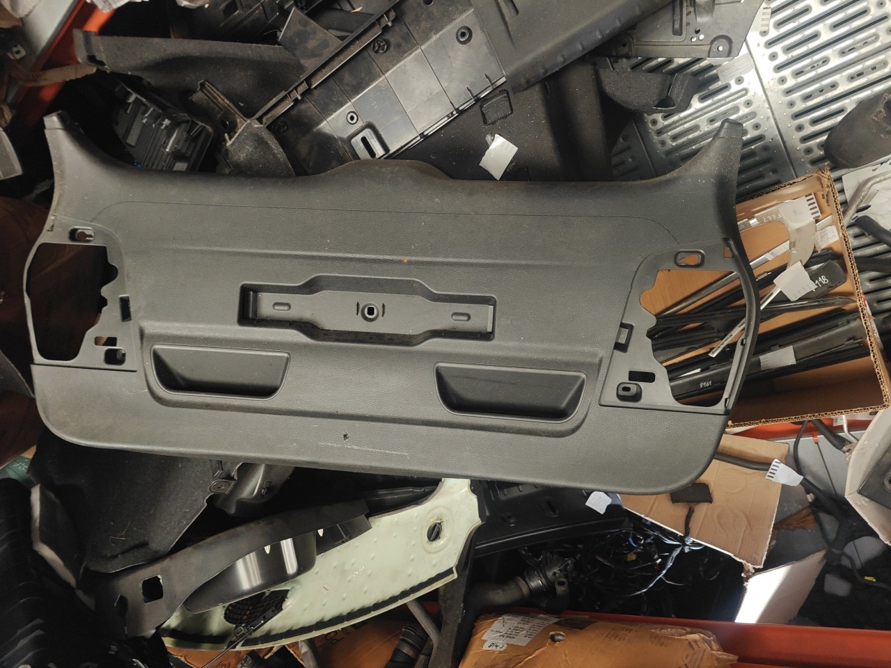 Farda / Quartela da Mala BMW 2 Gran Tourer (F46) | 14 - 
