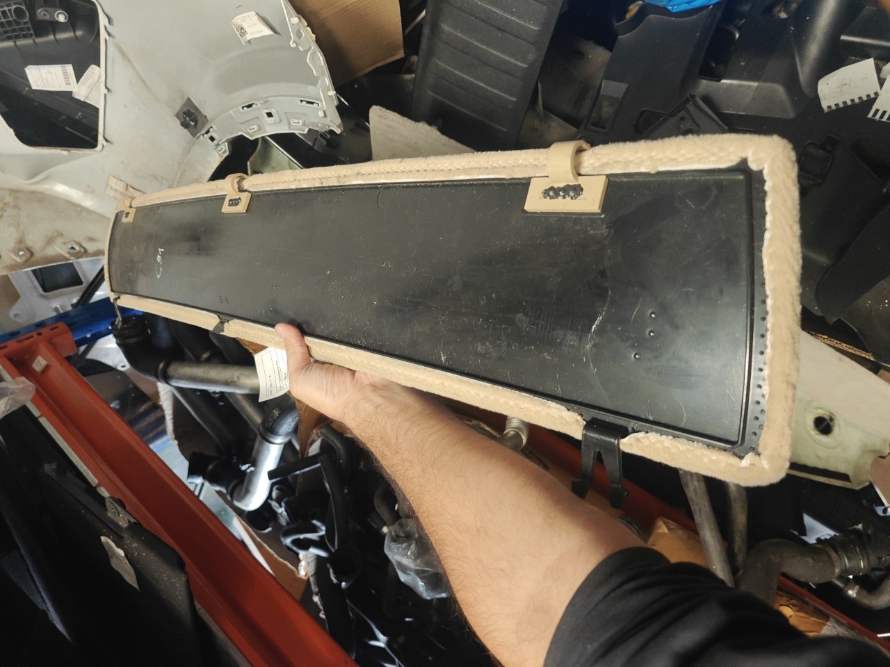 Plastico / Acabamento da Mala BMW 3 Touring (E91) | 04 - 12 Imagem-2 Plastico / Acabamento da Mala BMW 3 Touring (E91) | 04 - 12 Imagem-2
