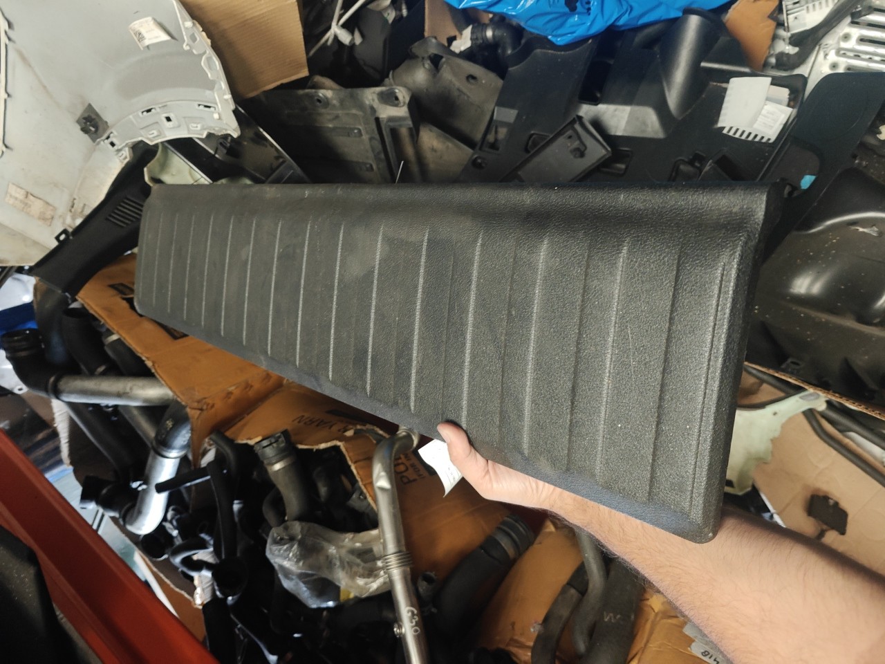 Plastico / Acabamento da Mala BMW X5 (F15, F85) | 13 - 18