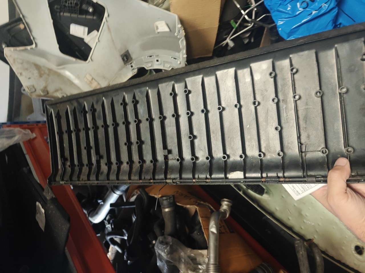 Plastico / Acabamento da Mala BMW X5 (F15, F85) | 13 - 18 Imagem-2 Plastico / Acabamento da Mala BMW X5 (F15, F85) | 13 - 18 Imagem-2