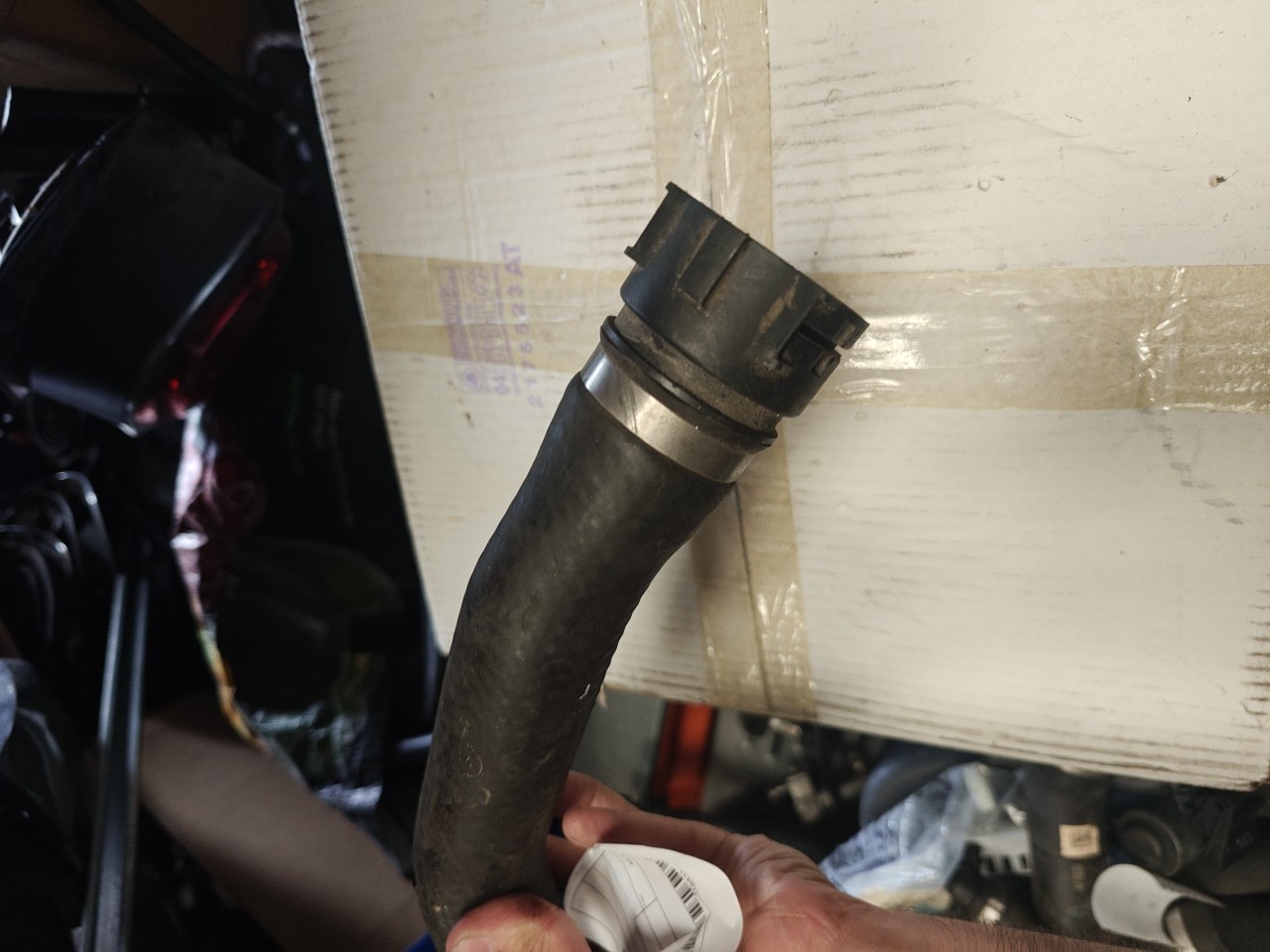 Tubo de Agua BMW 3 (E90) | 04 - 12 Imagem-2
