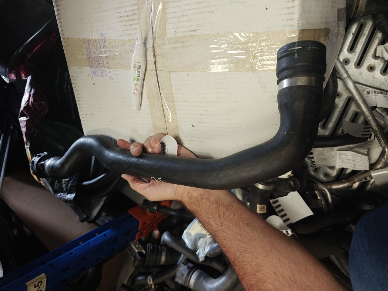 Tubo de Agua BMW 3 (E90) | 04 - 12 Imagem-3 Tubo de Agua BMW 3 (E90) | 04 - 12 Imagem-3