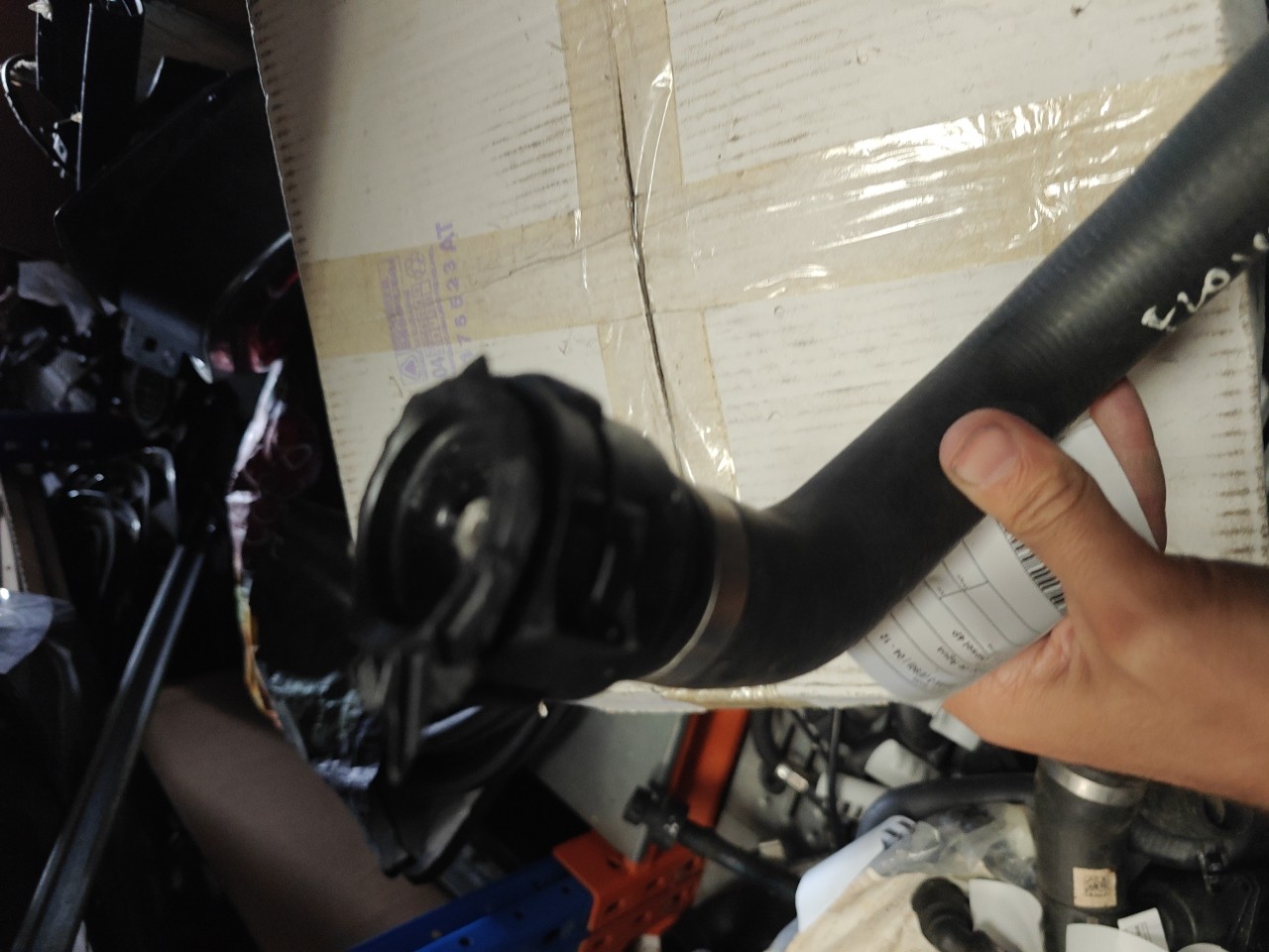 Tubo de Agua BMW 3 (E90) | 04 - 12 Imagem-3 Tubo de Agua BMW 3 (E90) | 04 - 12 Imagem-3