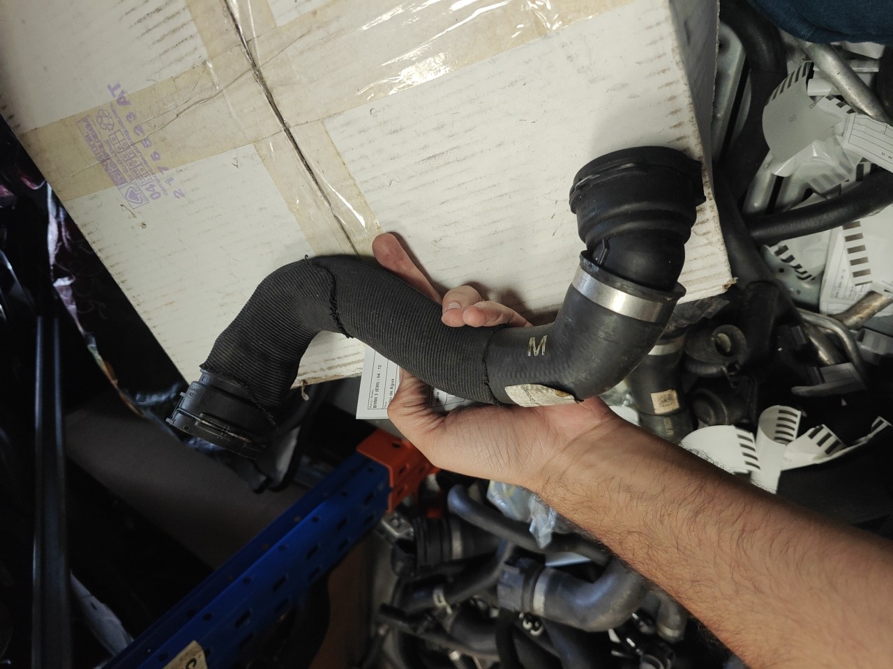 Tubo de Agua BMW 3 (E90) | 04 - 12 Imagem-2 Tubo de Agua BMW 3 (E90) | 04 - 12 Imagem-2