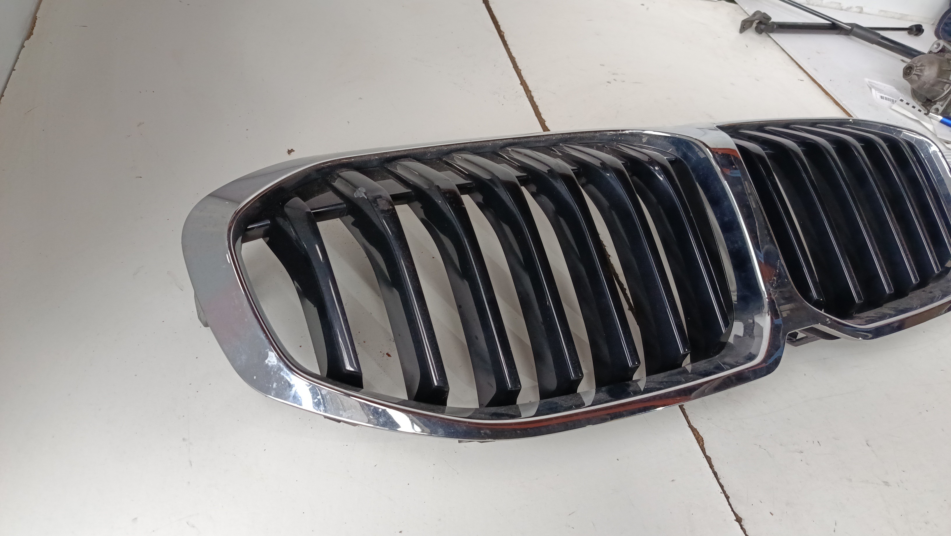 Grelha Frontal BMW 1 (F40) | 19 -  Imagem-5