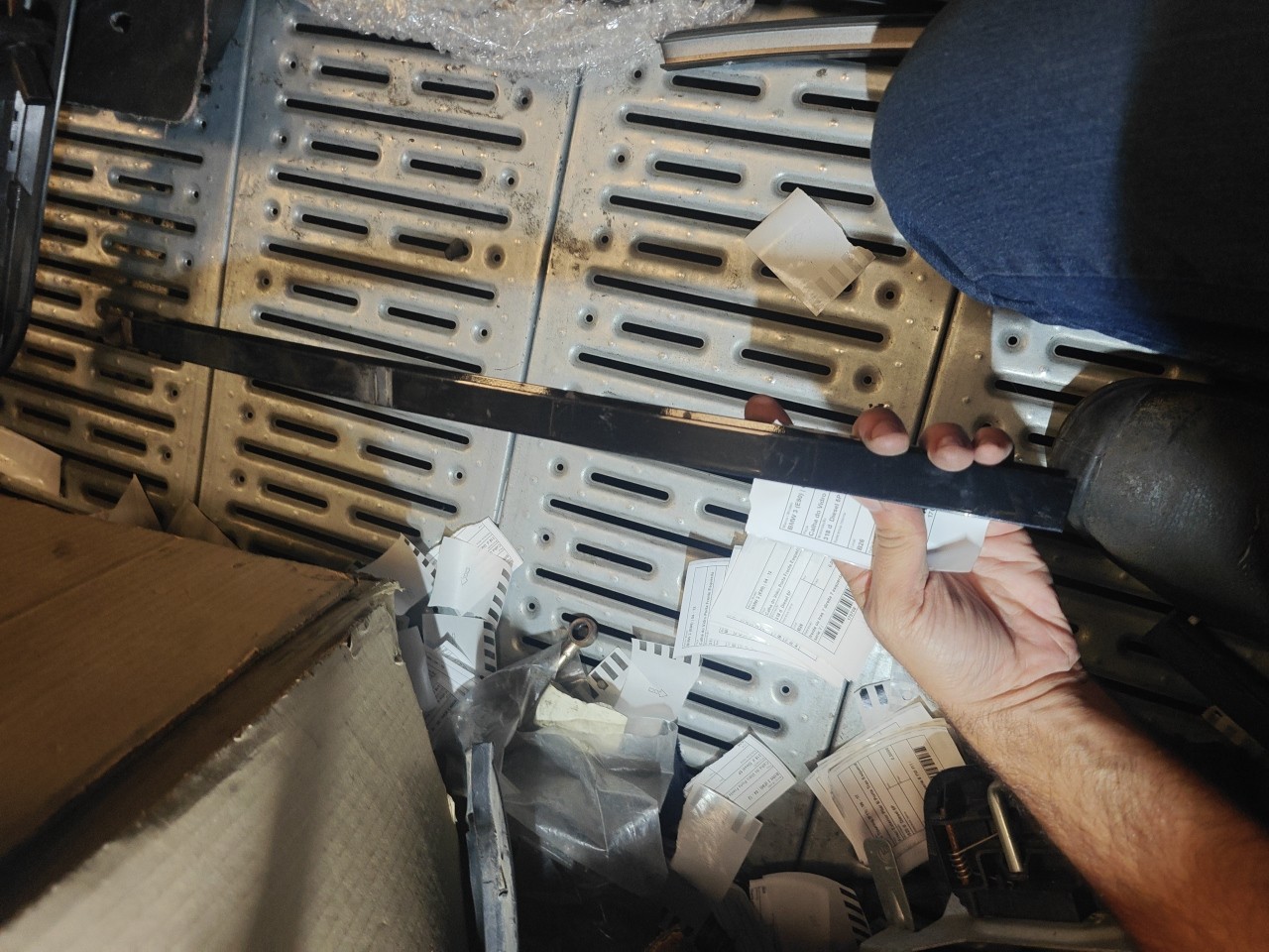 Calha do Vidro Porta Frente Esquerda BMW 3 (E90) | 04 - 12