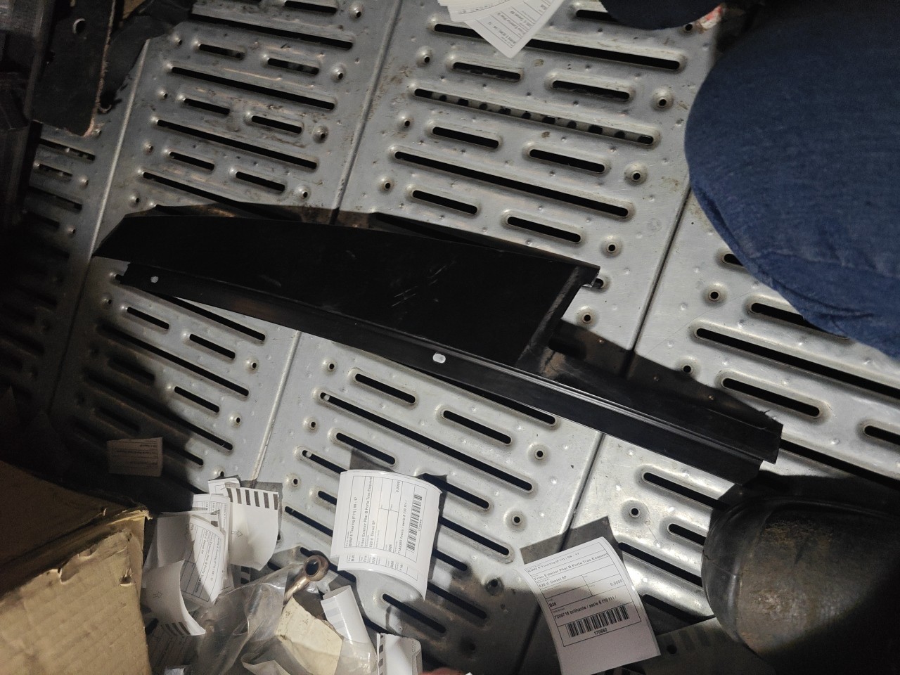 Friso Exterior Pilar B Porta Tras Direita BMW 5 Touring (F11) | 09 - 17