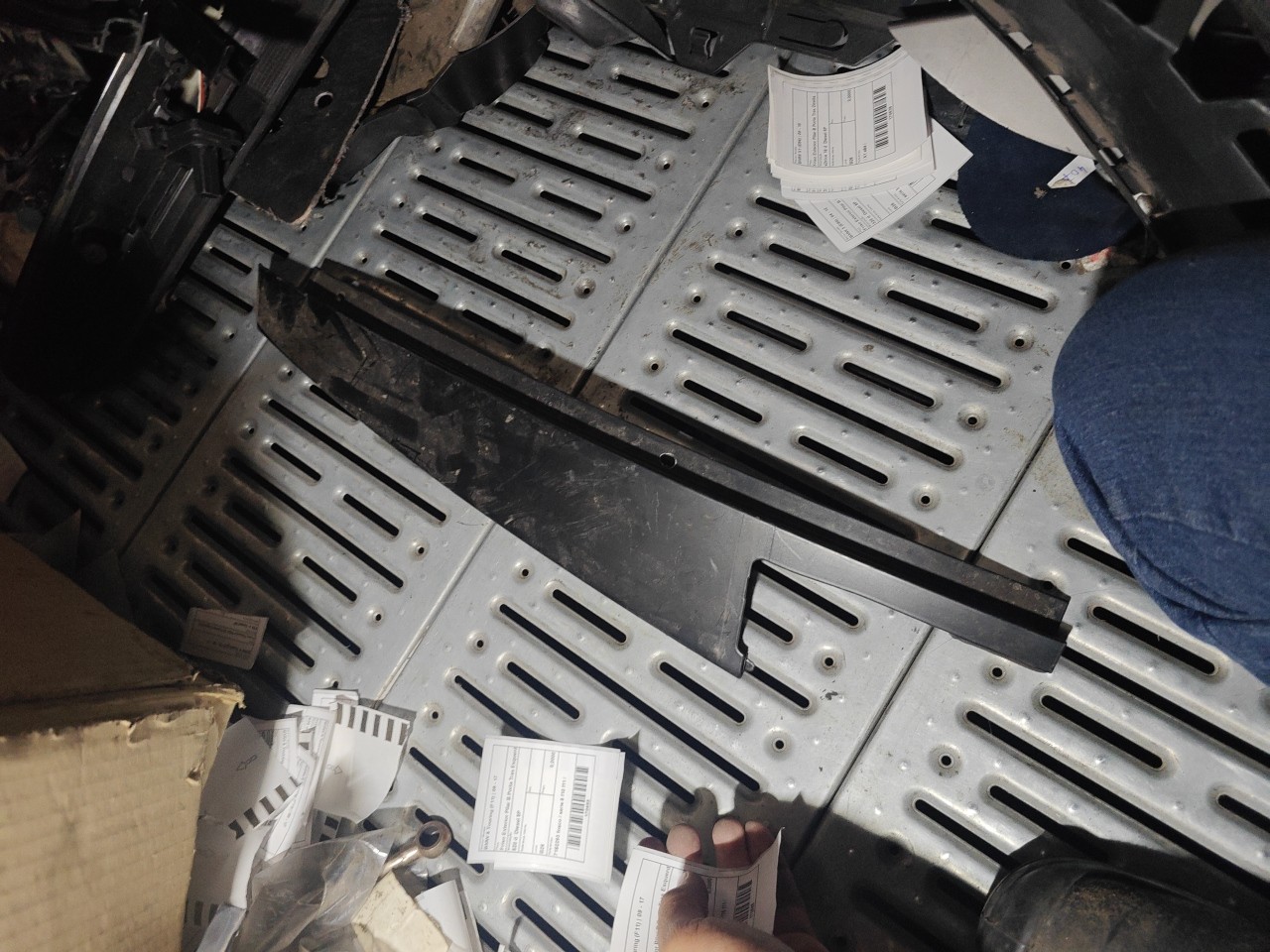 Friso Exterior Pilar B Porta Tras Esquerda BMW 5 Touring (F11) | 09 - 17