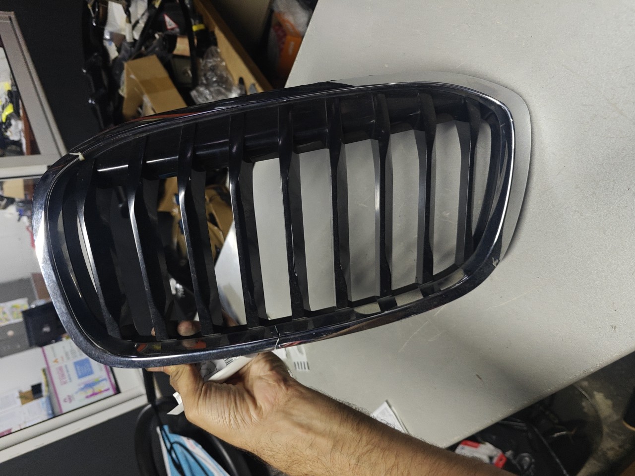 Grelha Superior Esquerda do Parachoques Frente BMW 2 Gran Tourer (F46) | 14 - 