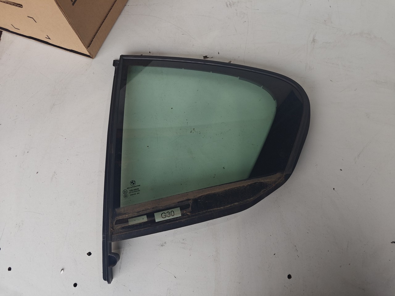 Vidro Painel Tras Esquerdo BMW 5 (G30, F90) | 16 - 