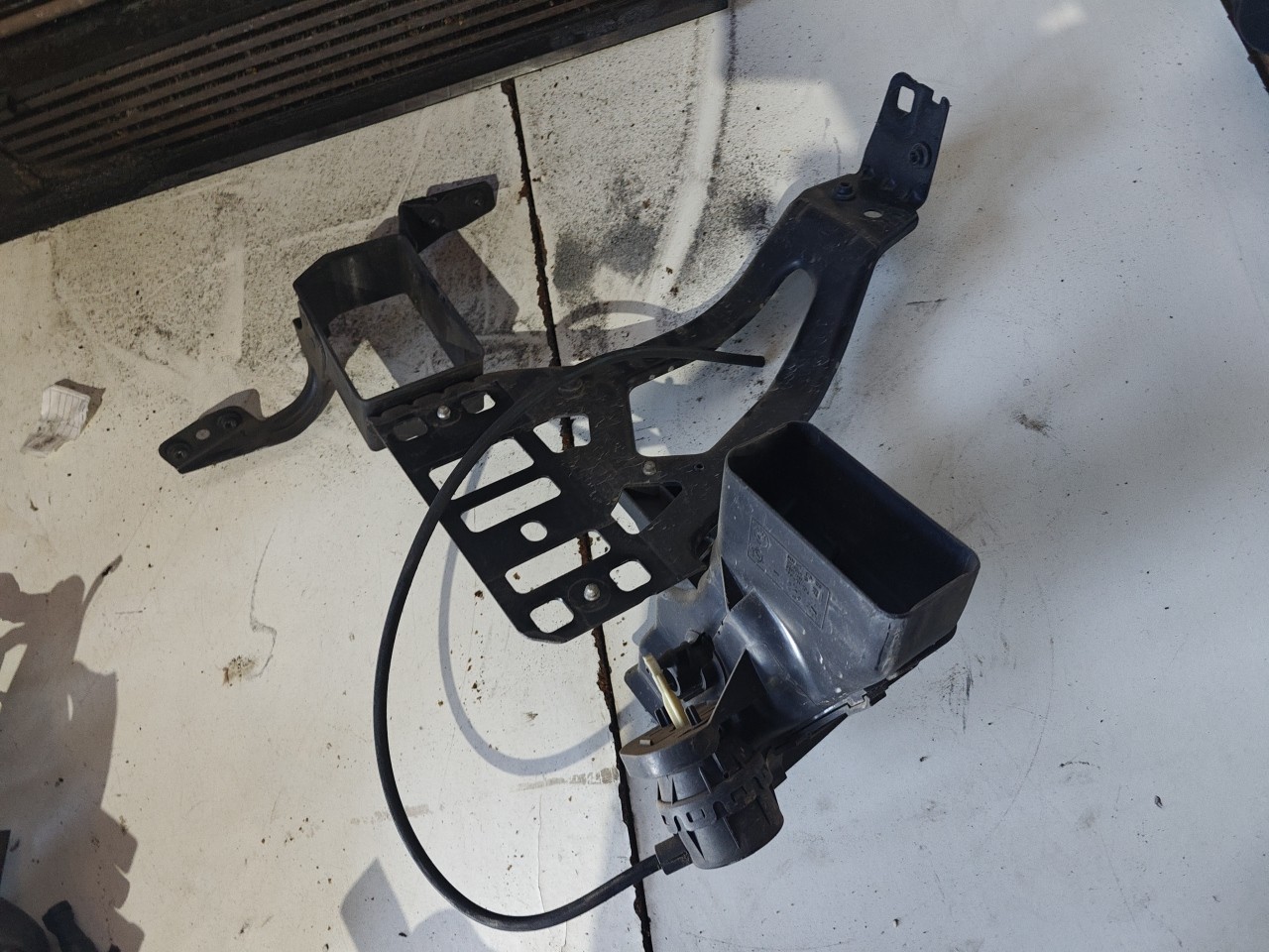 Barra de Chapa da Frente BMW 5 (E60) | 01 - 10