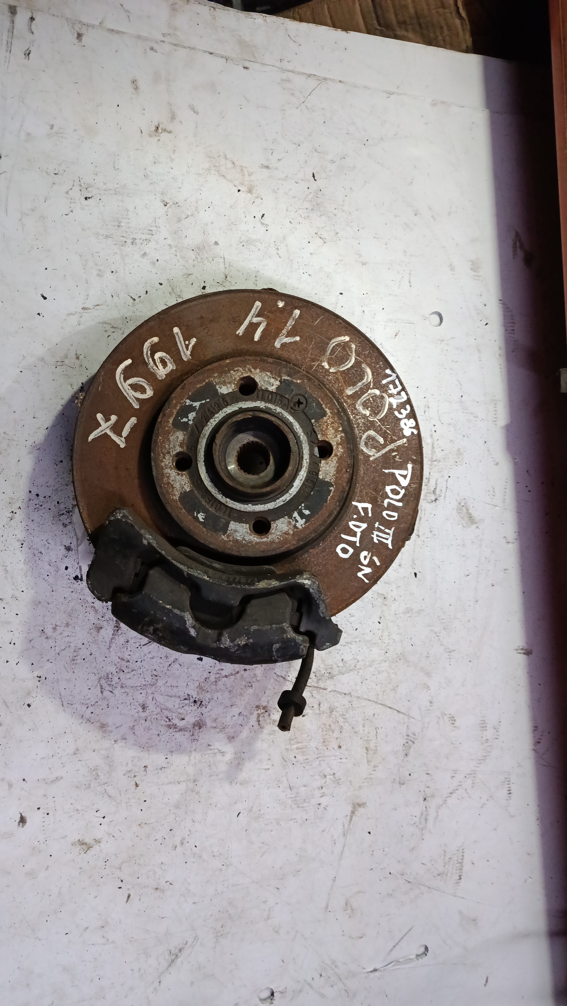 Manga de Eixo Frente Direita VOLKSWAGEN GOLF V (1K1) | 03 - 09