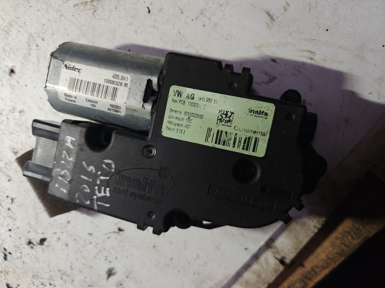 Motor do Elevador de Vidro Frente Direito VOLKSWAGEN GOLF V (1K1) | 03 - 09