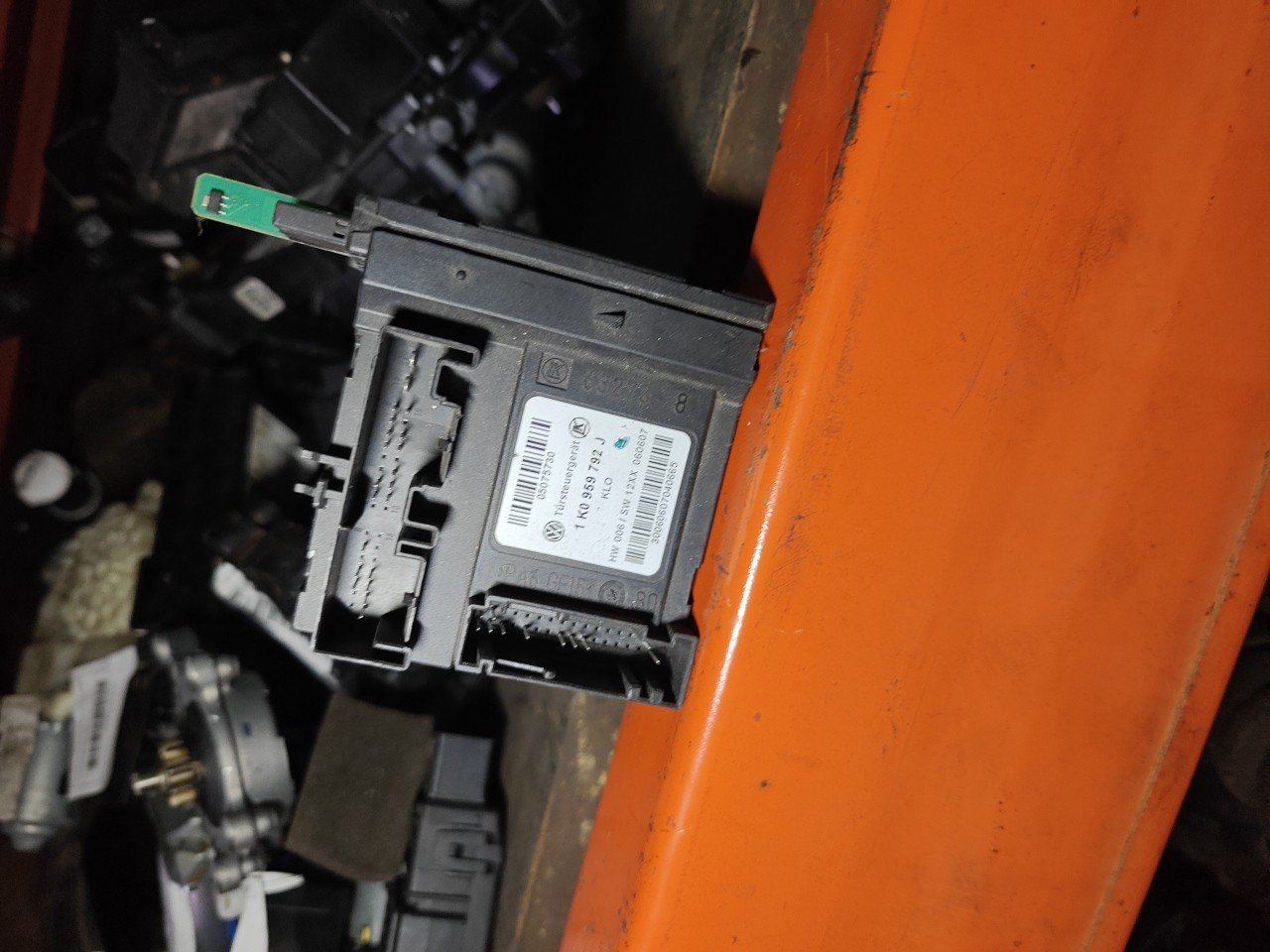 Motor do Elevador de Vidro Frente Direito VOLKSWAGEN GOLF V (1K1) | 03 - 09