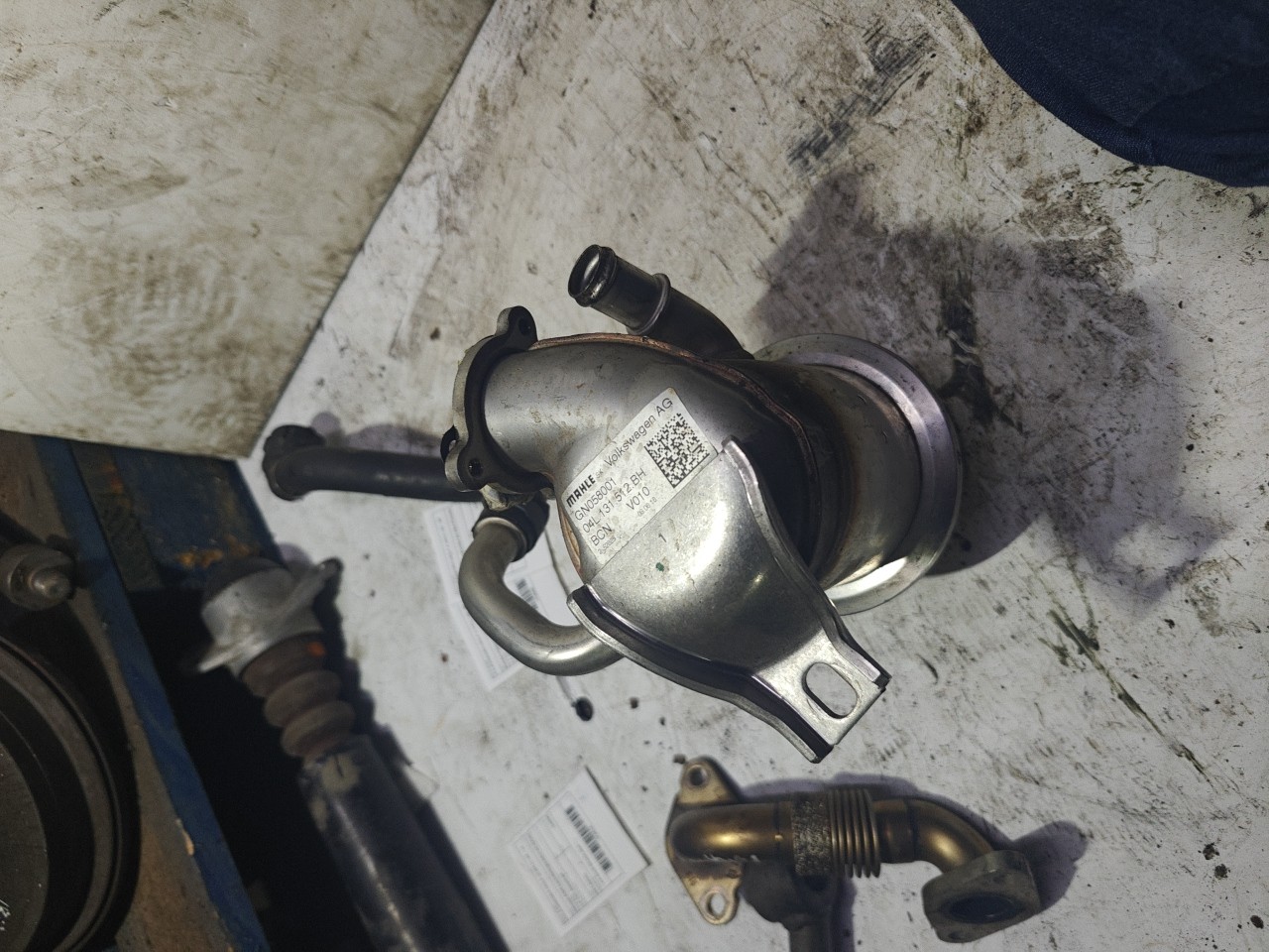 Valvula EGR com Refrigerador de Gases VOLKSWAGEN GOLF VI (5K1) | 08 - 14