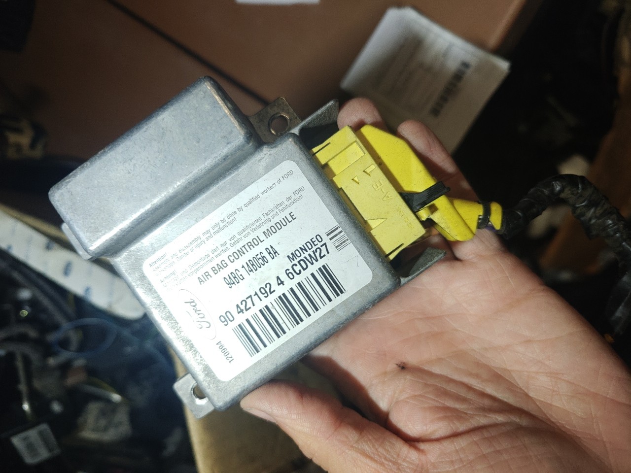 Centralina des coussins gonflables FORD FIESTA Caixa (J5_, J3_) | 96 - 