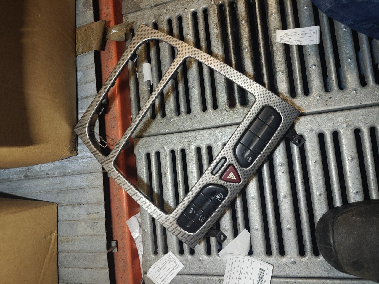 Interruptor 4 Piscas botão MERCEDES-BENZ C-CLASS (W203) | 00 - 07