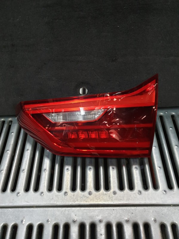 Farolim Direito da Mala BMW 5 Touring (G31) | 17 - 