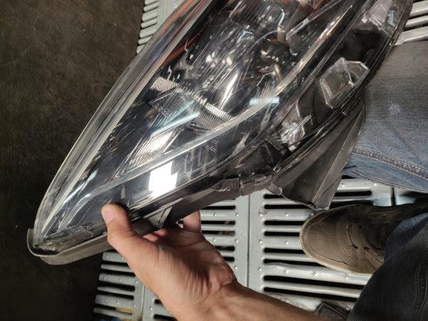 Farol Frente Direito / Otica Direita RENAULT CAPTUR I (J5_, H5_) | 13 -  Imagem-1