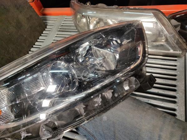 Farol Frente Direito / Otica Direita RENAULT CAPTUR I (J5_, H5_) | 13 -  Imagem-3