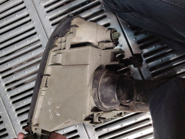 Farol Frente Esquerdo / Otica Esquerda RENAULT CLIO I (B/C57_, 5/357_) | 90 - 98 Imagem-11