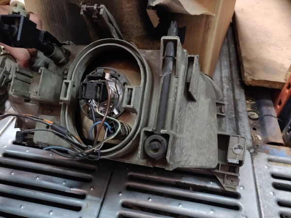 Farol Frente Esquerdo / Otica Esquerda RENAULT CLIO I (B/C57_, 5/357_) | 90 - 98 Imagem-2