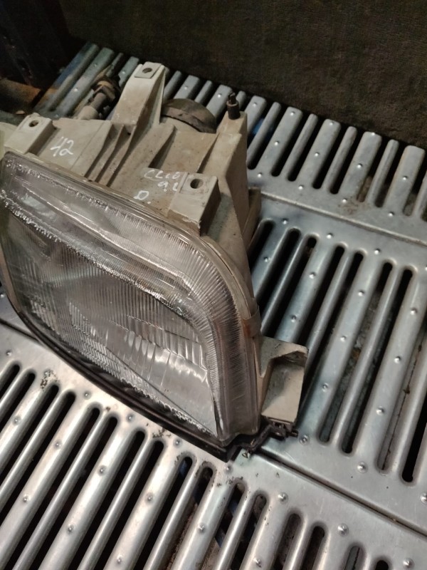 Farol Frente Direito / Otica Direita RENAULT CLIO I (B/C57_, 5/357_) | 90 - 98 Imagem-2