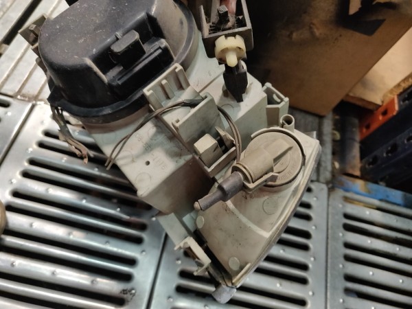 Farol Frente Direito / Otica Direita RENAULT CLIO I (B/C57_, 5/357_) | 90 - 98 Imagem-5