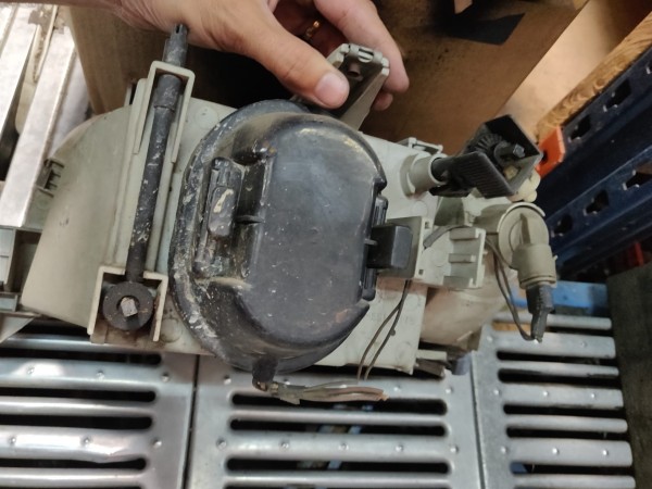 Farol Frente Direito / Otica Direita RENAULT CLIO I (B/C57_, 5/357_) | 90 - 98 Imagem-9