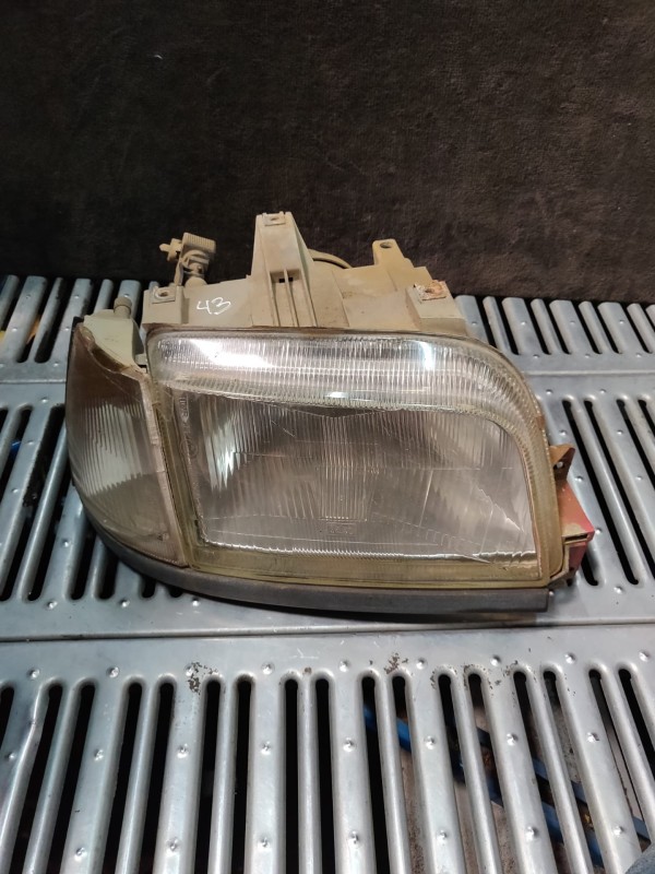 Farol Frente Direito / Otica Direita RENAULT CLIO I (B/C57_, 5/357_) | 90 - 98