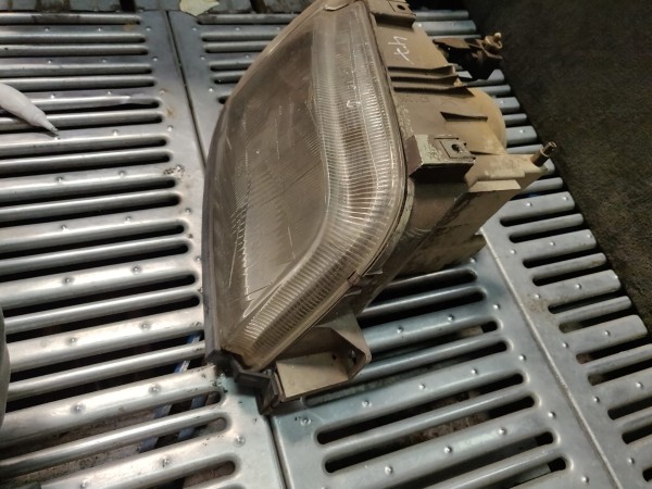 Farol Frente Direito / Otica Direita RENAULT CLIO I (B/C57_, 5/357_) | 90 - 98 Imagem-7