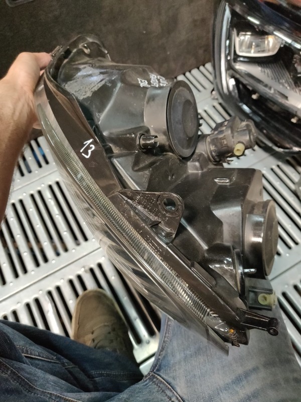 Farol Frente Esquerdo / Otica Esquerda RENAULT CLIO II (BB_, CB_) | 98 -  Imagem-2