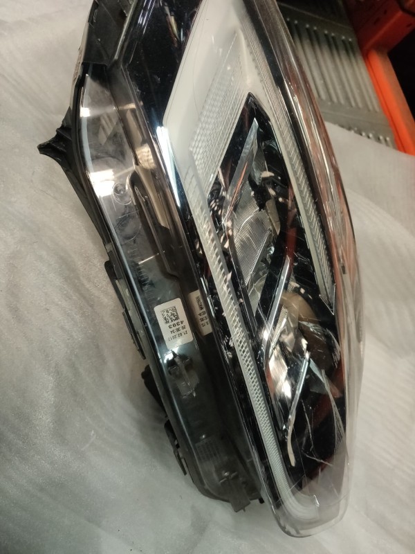 Farol Frente Direito / Otica Direita RENAULT CLIO IV (BH_) | 12 -  Imagem-1