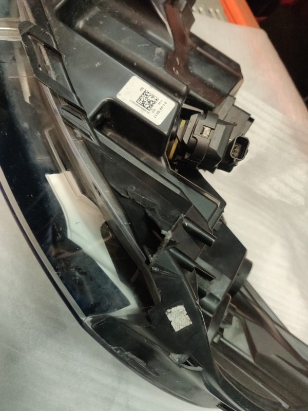 Farol Frente Direito / Otica Direita RENAULT CLIO IV (BH_) | 12 -  Imagem-18