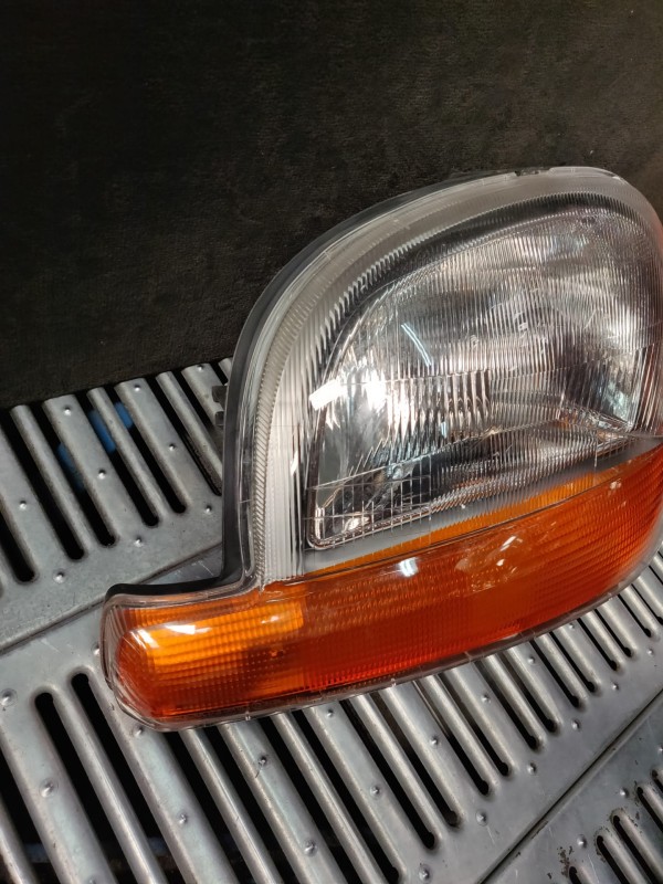 Farol Frente Esquerdo / Otica Esquerda RENAULT KANGOO (KC0/1_) | 97 - 