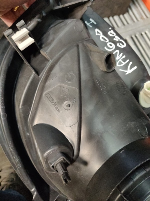 Farol Frente Esquerdo / Otica Esquerda RENAULT KANGOO (KC0/1_) | 97 -  Imagem-14