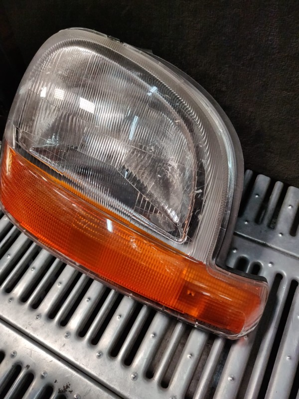 Farol Frente Direito / Otica Direita RENAULT KANGOO (KC0/1_) | 97 -  Imagem-6