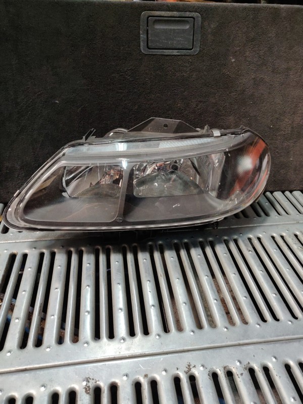 Farol Frente Esquerdo / Otica Esquerda RENAULT LAGUNA I (B56_, 556_) | 93 - 02