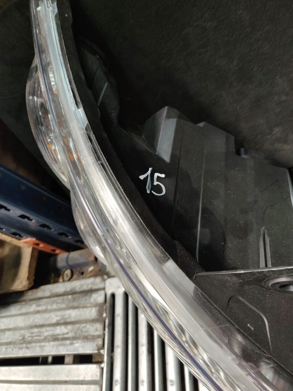 Farol Frente Direito / Otica Direita RENAULT MASTER III Caixa (FV) | 10 -  Imagem-14