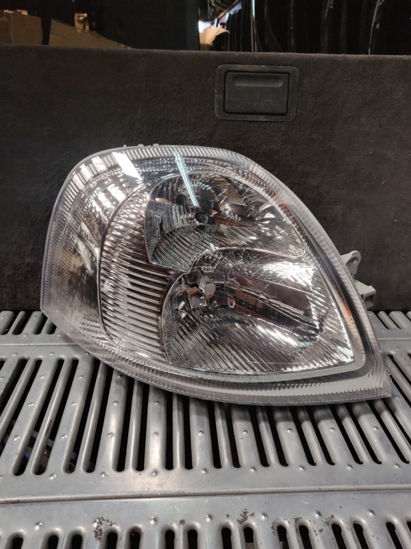 Farol Frente Direito / Otica Direita RENAULT MASTER II Caixa (FD) | 98 -  Imagem-5