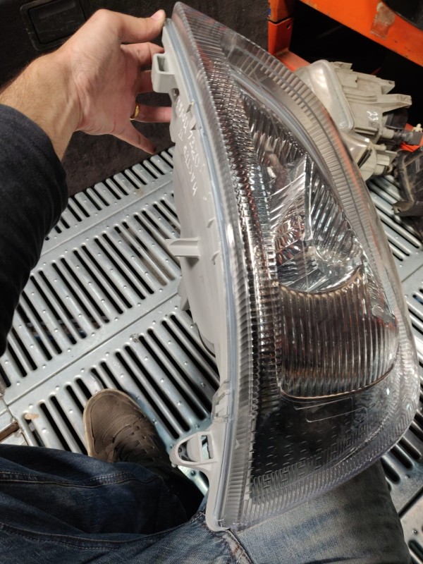Farol Frente Esquerdo / Otica Esquerda RENAULT MASTER II Caixa (FD) | 98 -  Imagem-6
