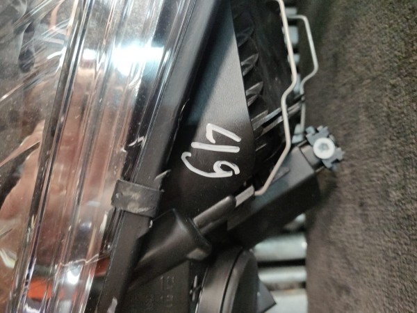 Farol Frente Direito / Otica Direita RENAULT MEGANE III Hatchback (BZ0/1_) | 08 -  Imagem-10