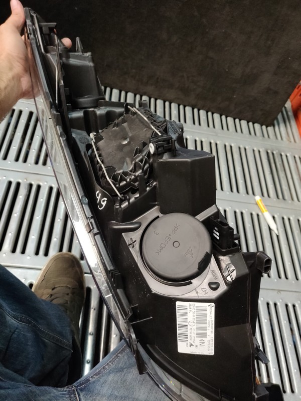 Farol Frente Direito / Otica Direita RENAULT MEGANE III Hatchback (BZ0/1_) | 08 -  Imagem-11