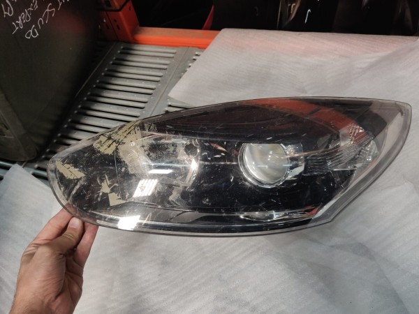 Farol Frente Esquerdo / Otica Esquerda RENAULT MEGANE III Coupé (DZ0/1_) | 08 -  Imagem-11