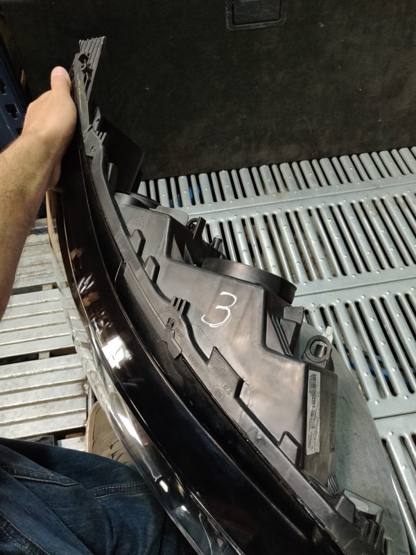 Farol Frente Direito / Otica Direita RENAULT MEGANE IV Hatchback (B9A/M/N_) | 15 -  Imagem-11
